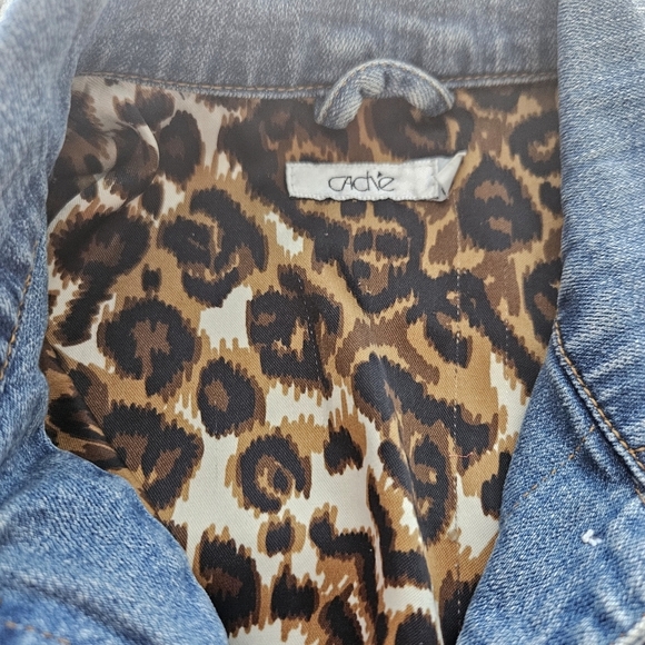 Cache Women's Blue Denim Short Jacket Rhinestone Buttons Size 6 - Picture 11 of 12